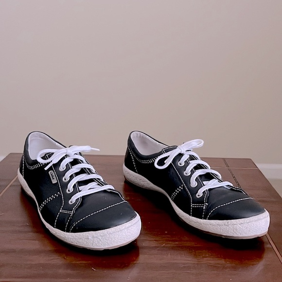 Josef Seibel - Canyon Schwartz Sneakers - Black, White Stitching - 39 / US 8.5-9 - Picture 3 of 8